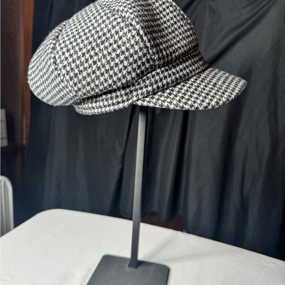 David & Young Houndstooth Newsboy Cap Black White Baker Boy Hat Classic Chic - Picture 2 of 6